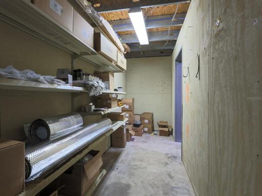 Unit E Pwr Tool Storage