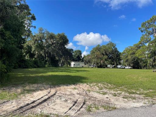 21 Acres