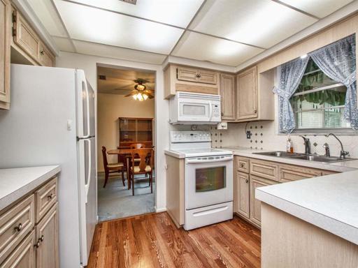 Easy access to formal dining room from the kitchen