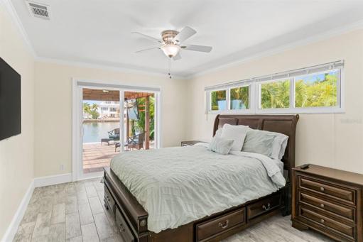 Bedroom 2 (second master)