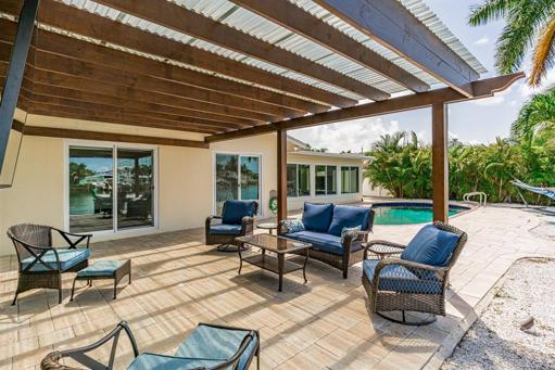 Outdoor entertainment area
