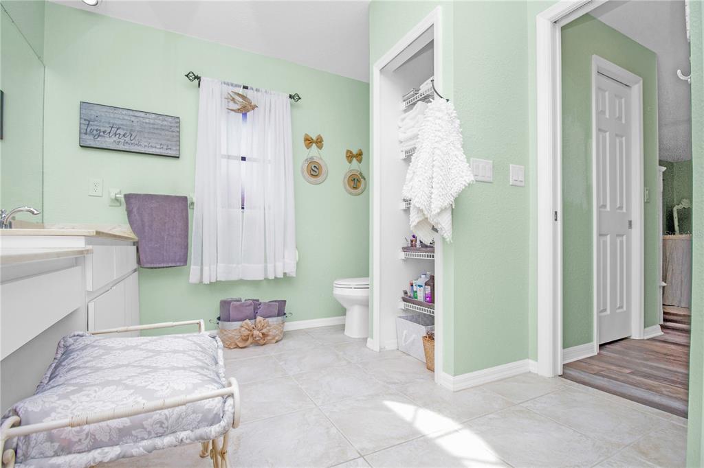 Owners bath