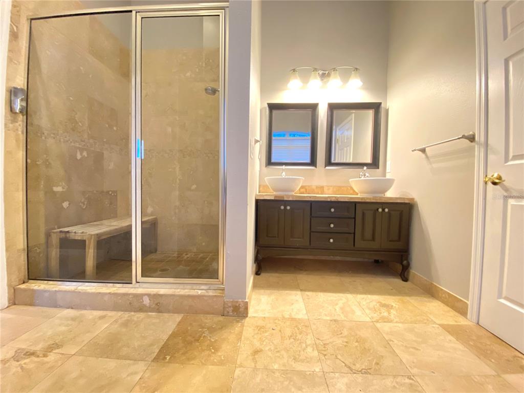 On-suite Master Bathroom with separate shower and tub