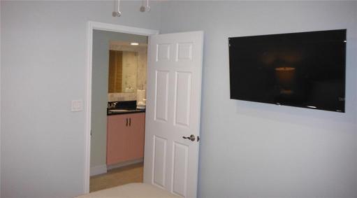 Living Room - Apt. B