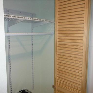 Clothes Closet - Apt. A