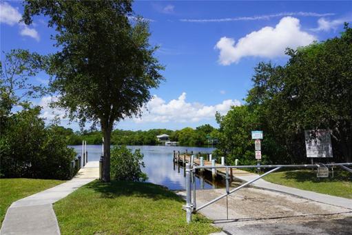 Gulf Cove community park with boat ramp 
