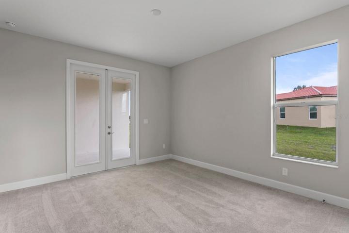 Guest Suite/Bedroom 4