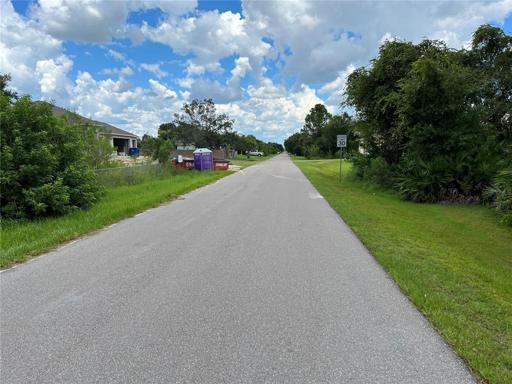 Street view of Esplanade Ave looking west in front of the lot