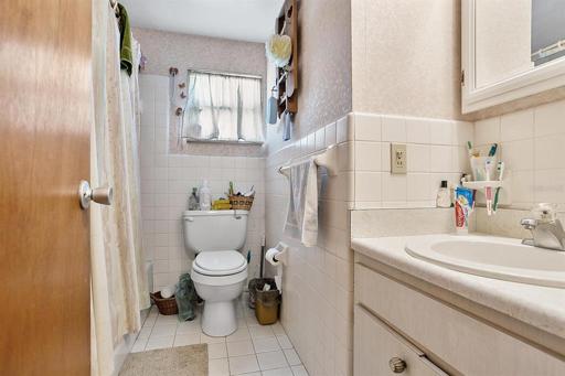 1st Bathroom