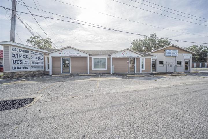 Exterior front on US Hwy 301 and Huey Street