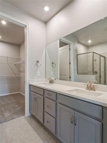 Owner's Bathroom