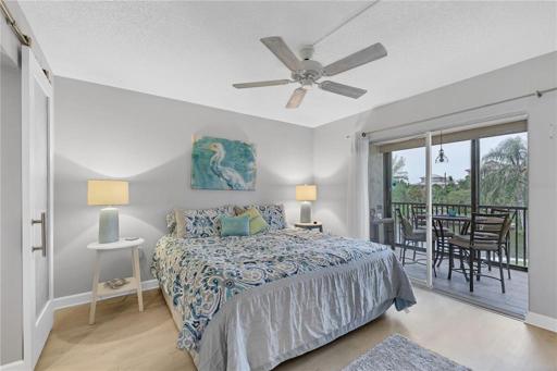  Beautifully designed Master bedroom with Sling 