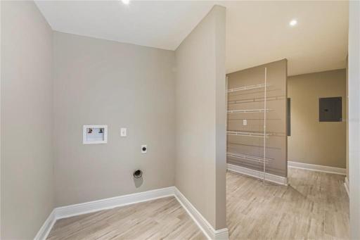 Laundry / Walk-In Pantry