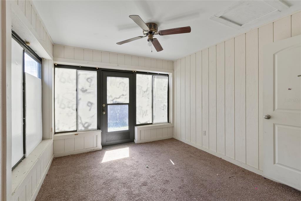 Sunroom - add a closet to convert to 3rd bedroom.