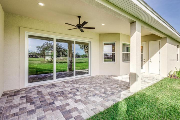The Lanai has a gas connection for bar-b-q & bath access.