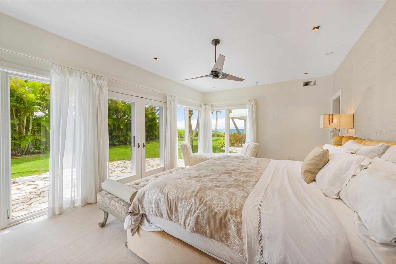 Main Beach House