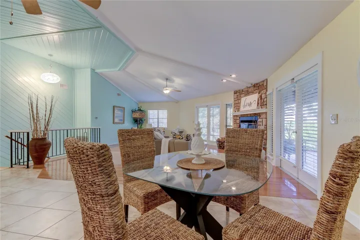Dining Area; Living Area View