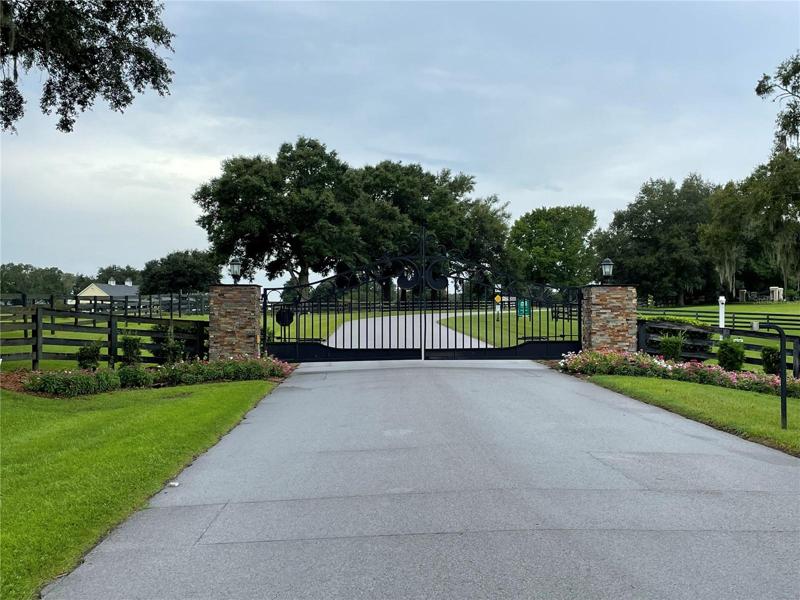 Entrance to Ocala Downs
