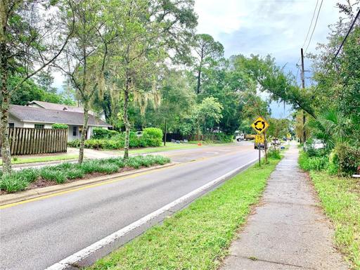 NE 8th Ave. East view