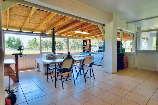 Outdoor Kitchen