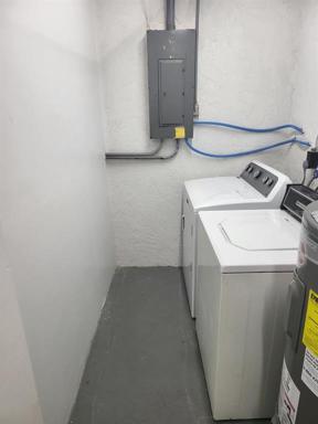 Common Laundry Room
