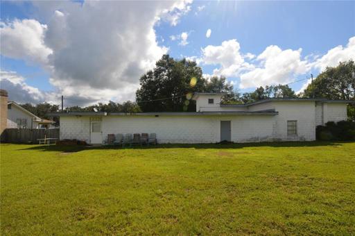2616 sq ft commercial building