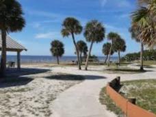Robert K Rees Memorial Park/Green Key