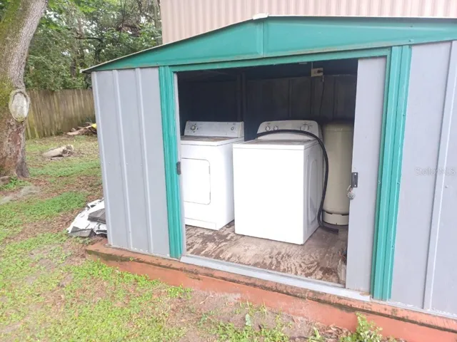 Shed