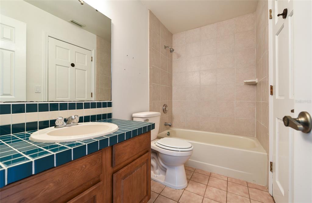 Guest Bathroom 2 - Ensuite