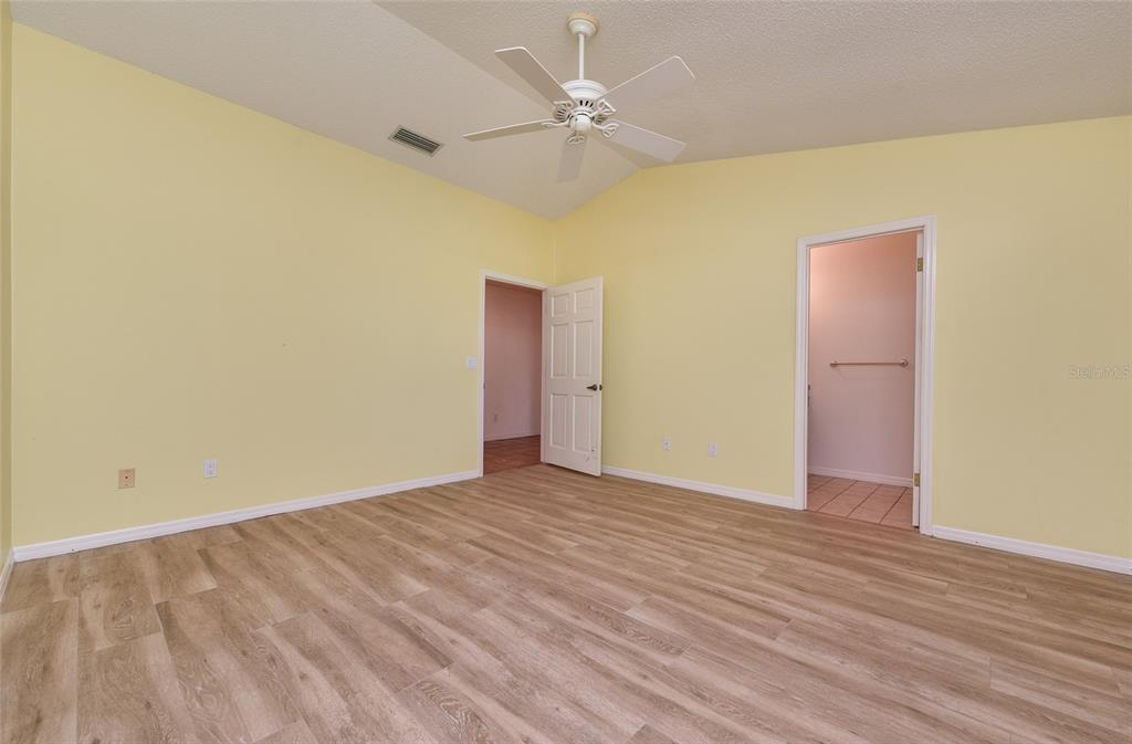 Guest Bedroom 4