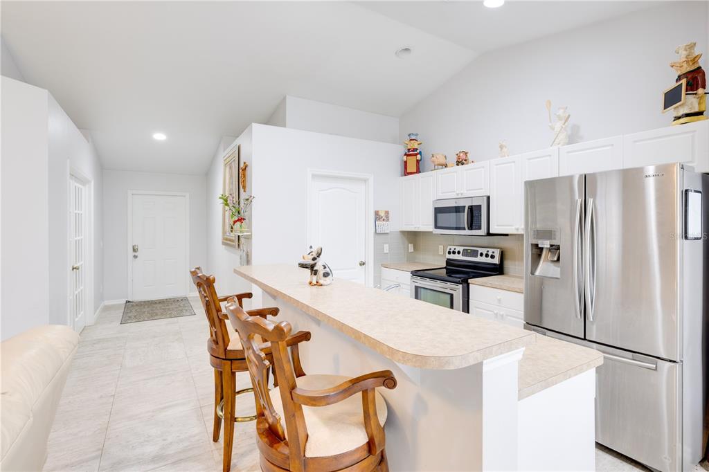 KITCHEN AREA