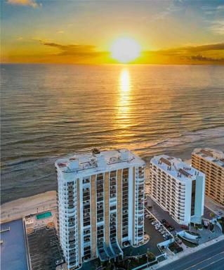 Enjoy Daily Sunrises on the Beach
