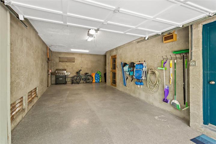 Oversized Garage