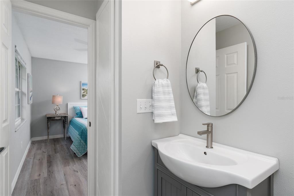 3rd bath linen closet &amp; sink