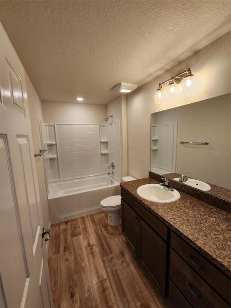 2nd Bathroom