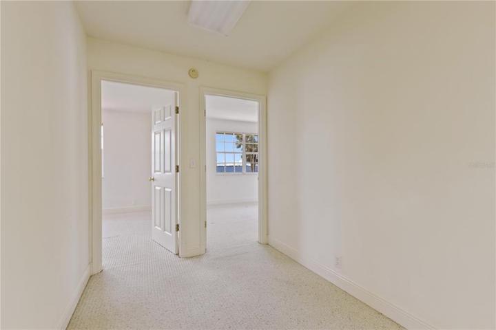 Hallway to 3rd & 4th bedrooms