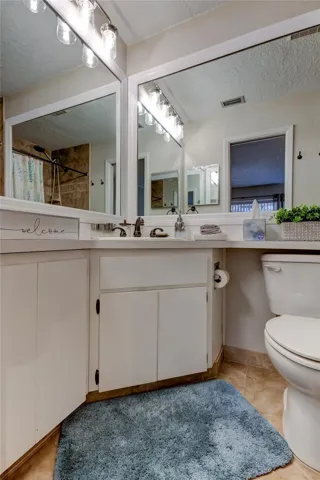 Ensuite owners retreat bathroom