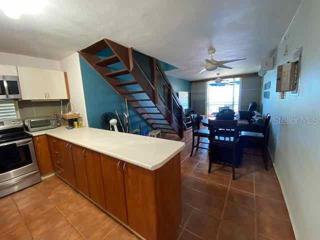UNIT 401 TOWER 1 ( Kitchen )