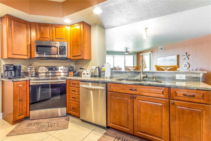 fully equipped kitchen