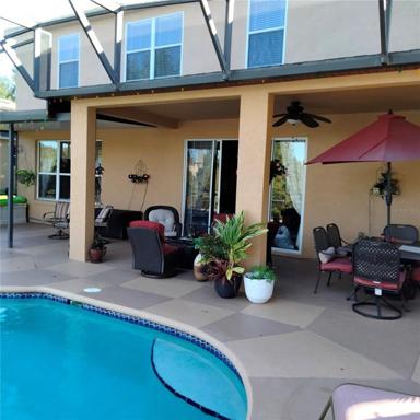 Large covered lanai