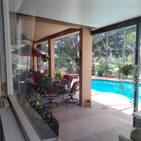 Large covered Lanai