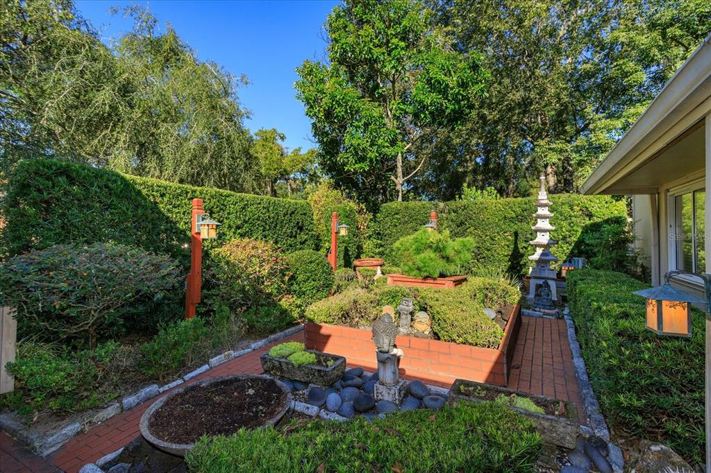 Side Garden