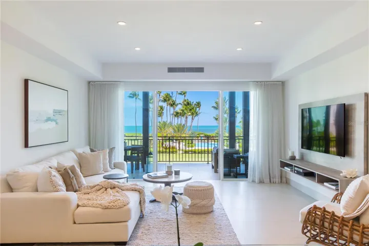 Living room & View