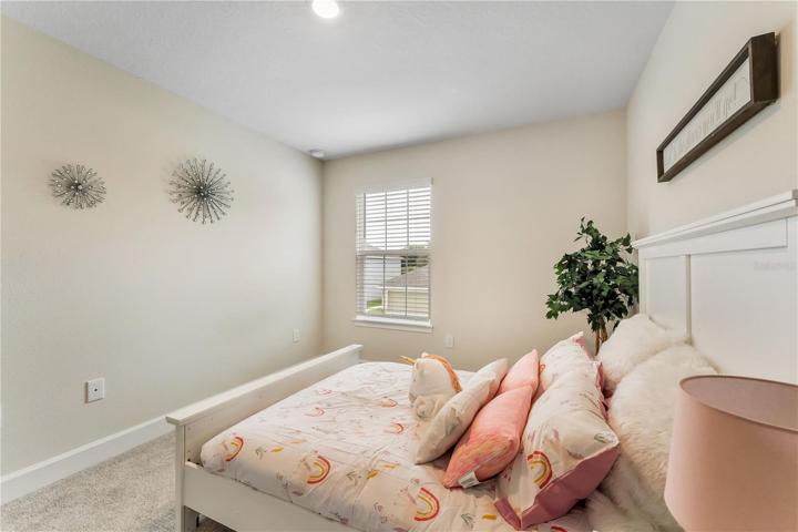 MODEL CENTER HOME PHOTOS = SIZE OF THIS PROPERTY