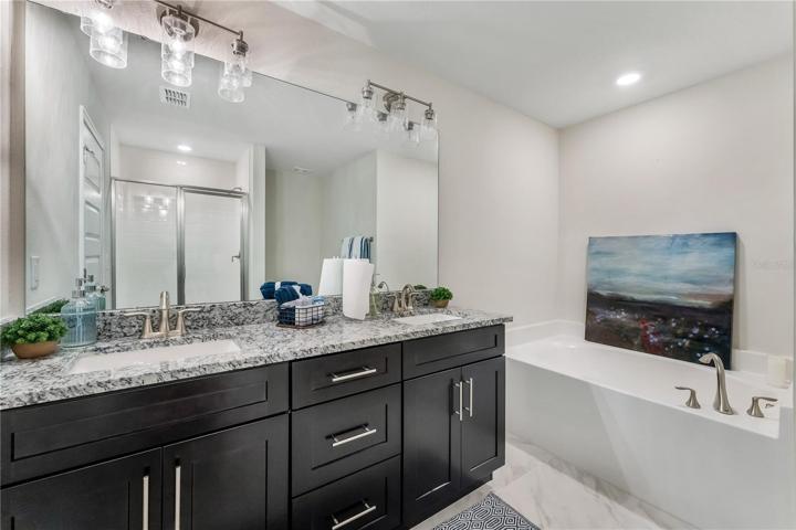 MODEL CENTER HOME PHOTOS = SIZE OF THIS PROPERTY