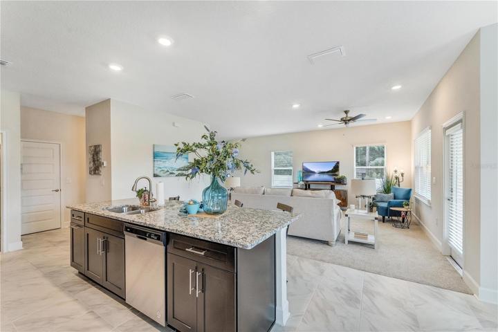 PHOTO OF MODEL CENTER 2405 SQFT = SAME AS THIS PLISTING