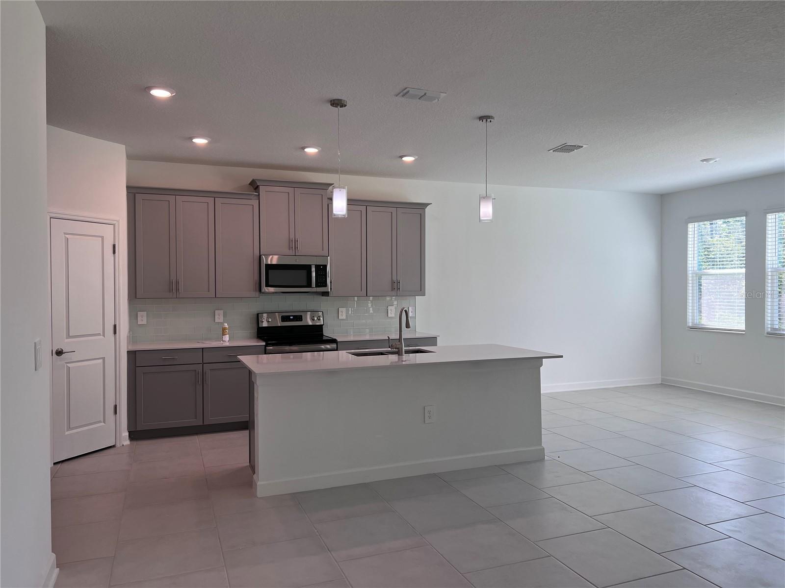 kitchen dining