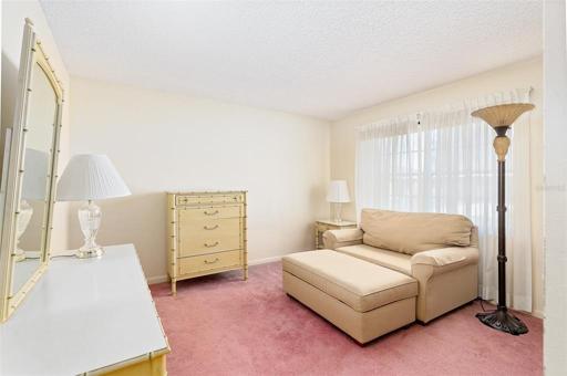 Guest Bedroom 2, Beautiful  natural light , very sizable room!