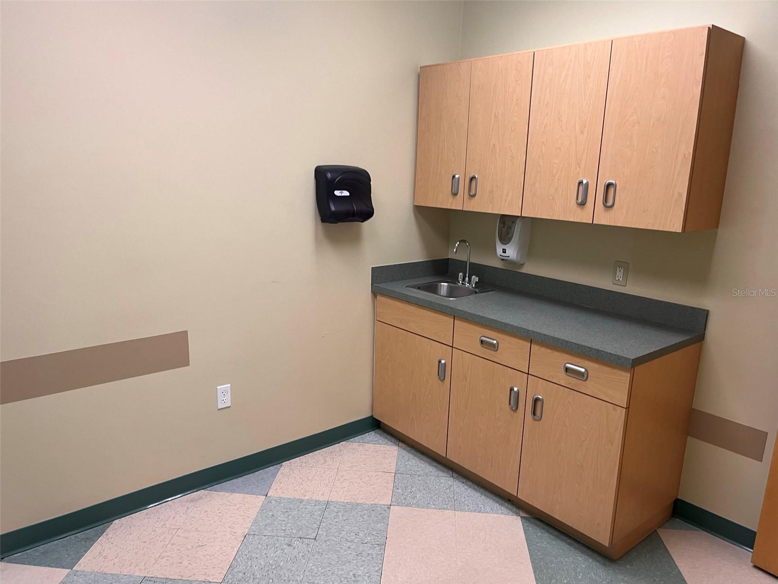 Winter Haven, Florida 33884, 0 , 0 ,0,Commercial Lease,For Rent,DUNDEE,0,P4923166