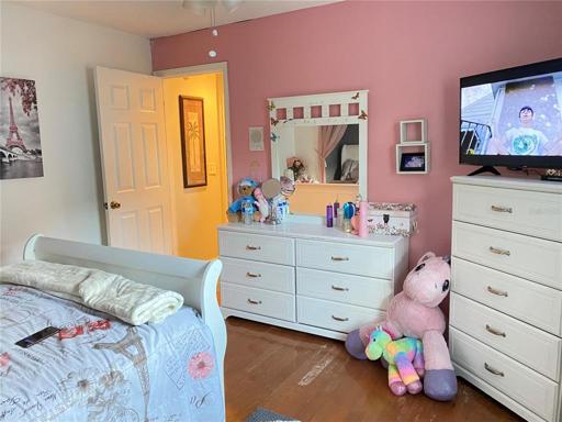 Bedroom2